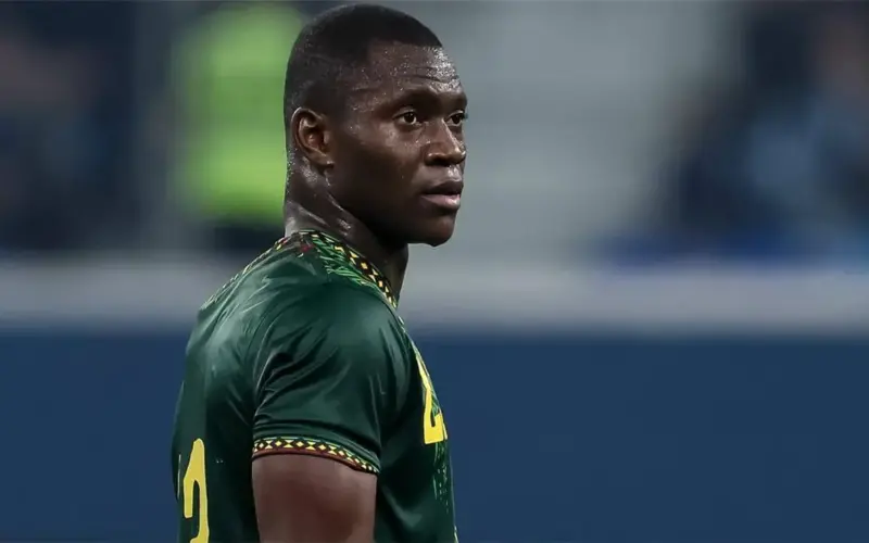 عملاق إسباني خلف تعاقد فالنسيا مع أليو ديانج